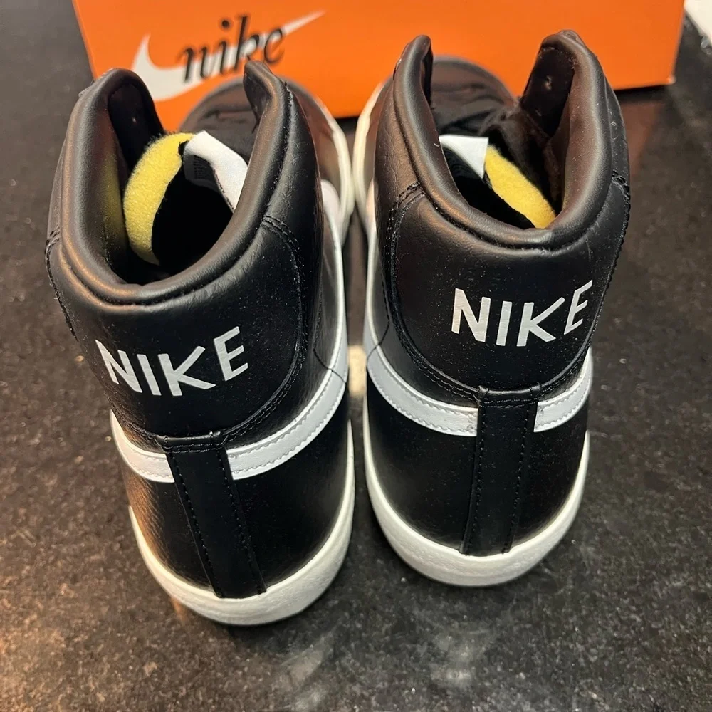 Nike Men's Blazer Mid '77 Vintage Shoes Black Sz 10.5